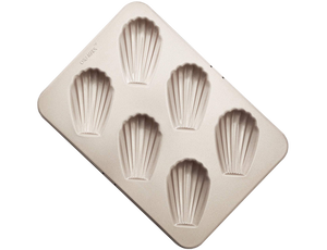 6 Cup Madeleine Pan